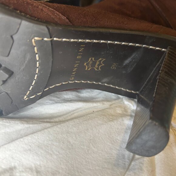 Giani Bernini Raisin Brown Boots Inner Zip Like New size 9.5 - Picture 4 of 11